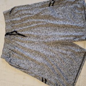 Real Essentials Shorts Men's Medium Gray